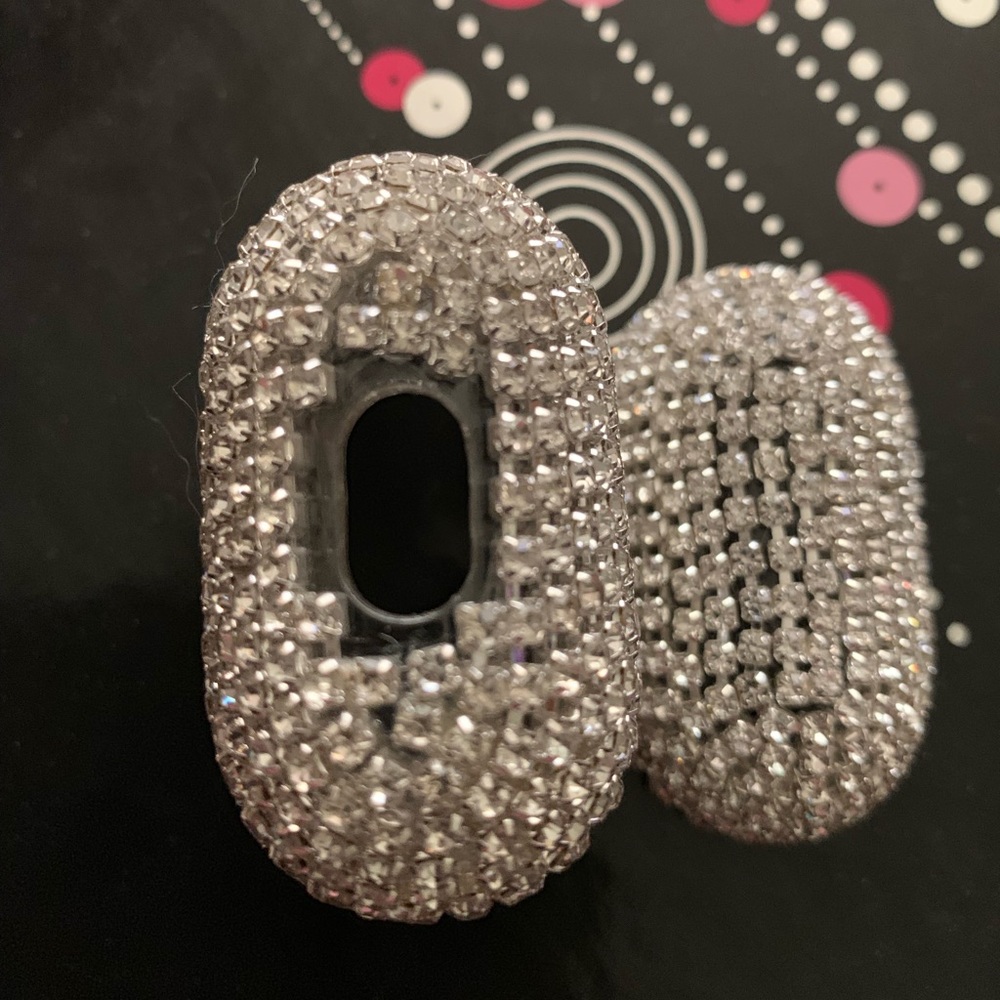 AirPods case - Picture 3 of 13